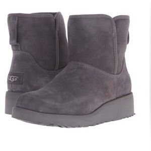UGG KRISTIN Water Resistant Charcoal gray Winter Boots size 9.5 women’s